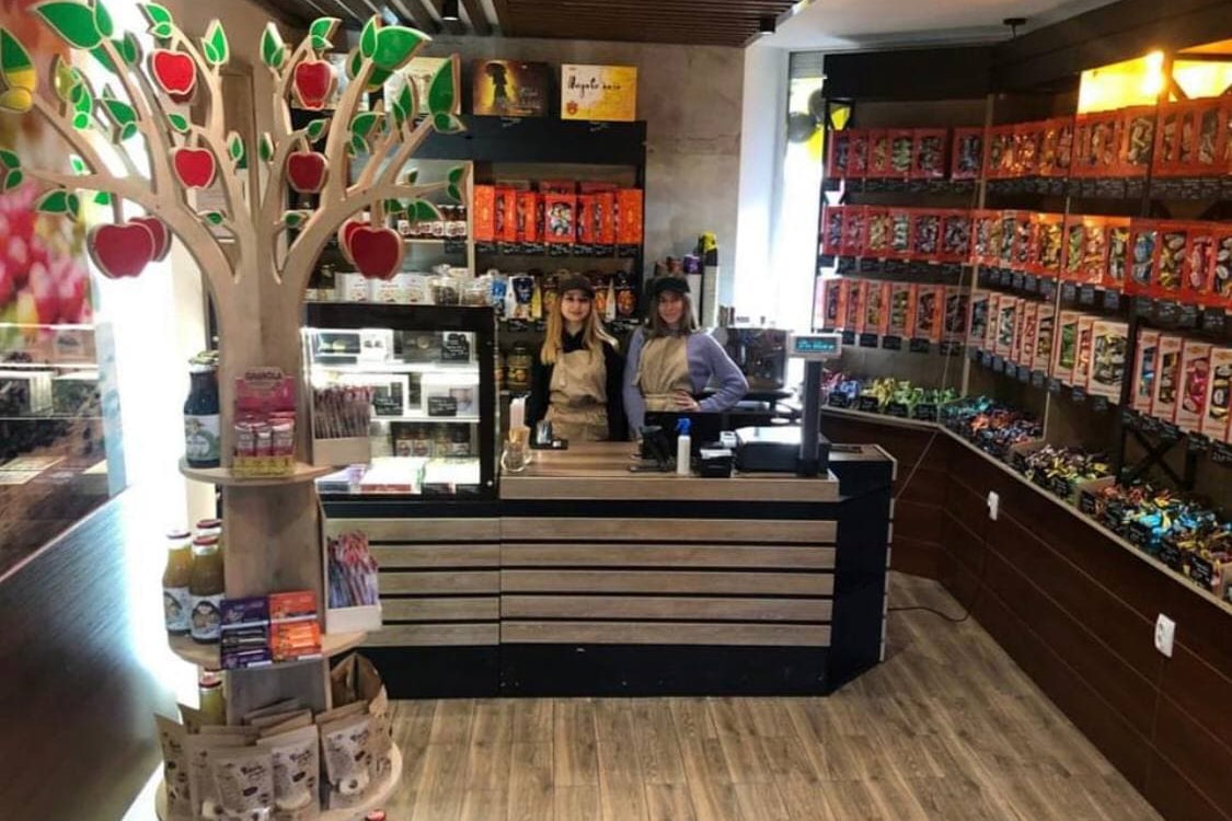 Купити цукерки в Рівному